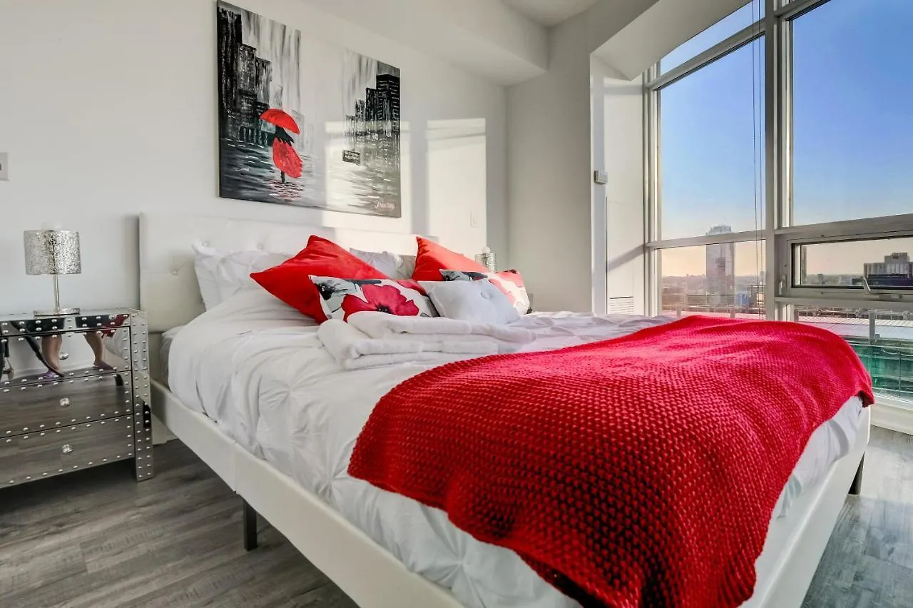 Spacious Lux 2Bd Downtown Toronto With Parking! Canada