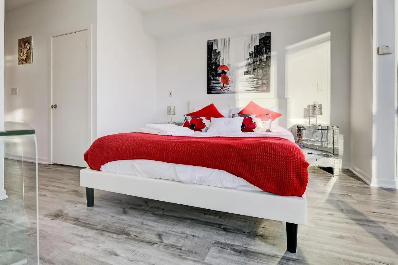 Apartment Spacious Lux 2Bd Downtown Toronto With Parking! Canada