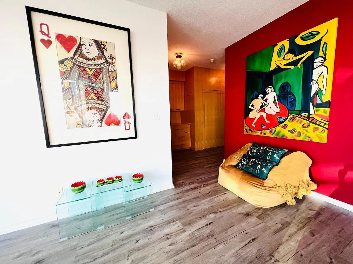 Spacious Lux 2Bd Downtown Toronto With Parking! 0*,  Kanada