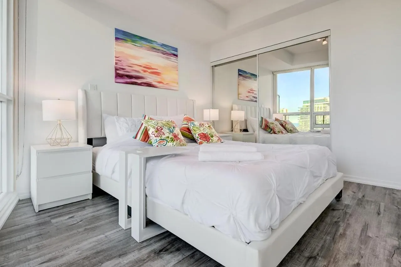 Spacious Lux 2Bd Downtown Toronto With Parking! Kanada